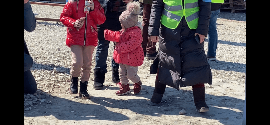 Gânduri din Palanca (50 km de Odessa). Despre copiii ucraineni neînsoțiți și adopția&nbsp;lor.