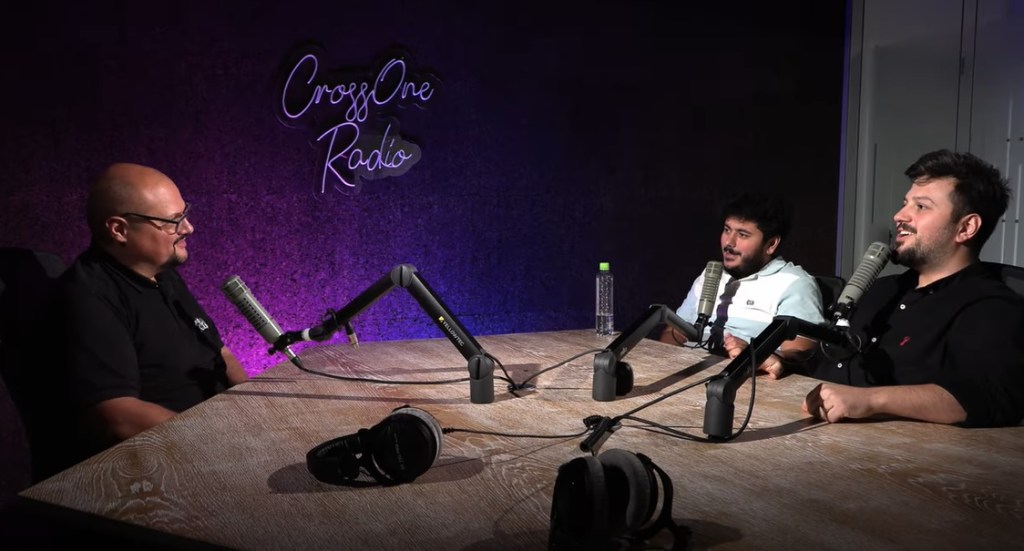 De la o demisie la sute de copii susținuți pentru integrare în familii. Povestea Tzuby’s Kids | CrossOne&nbsp;Radio